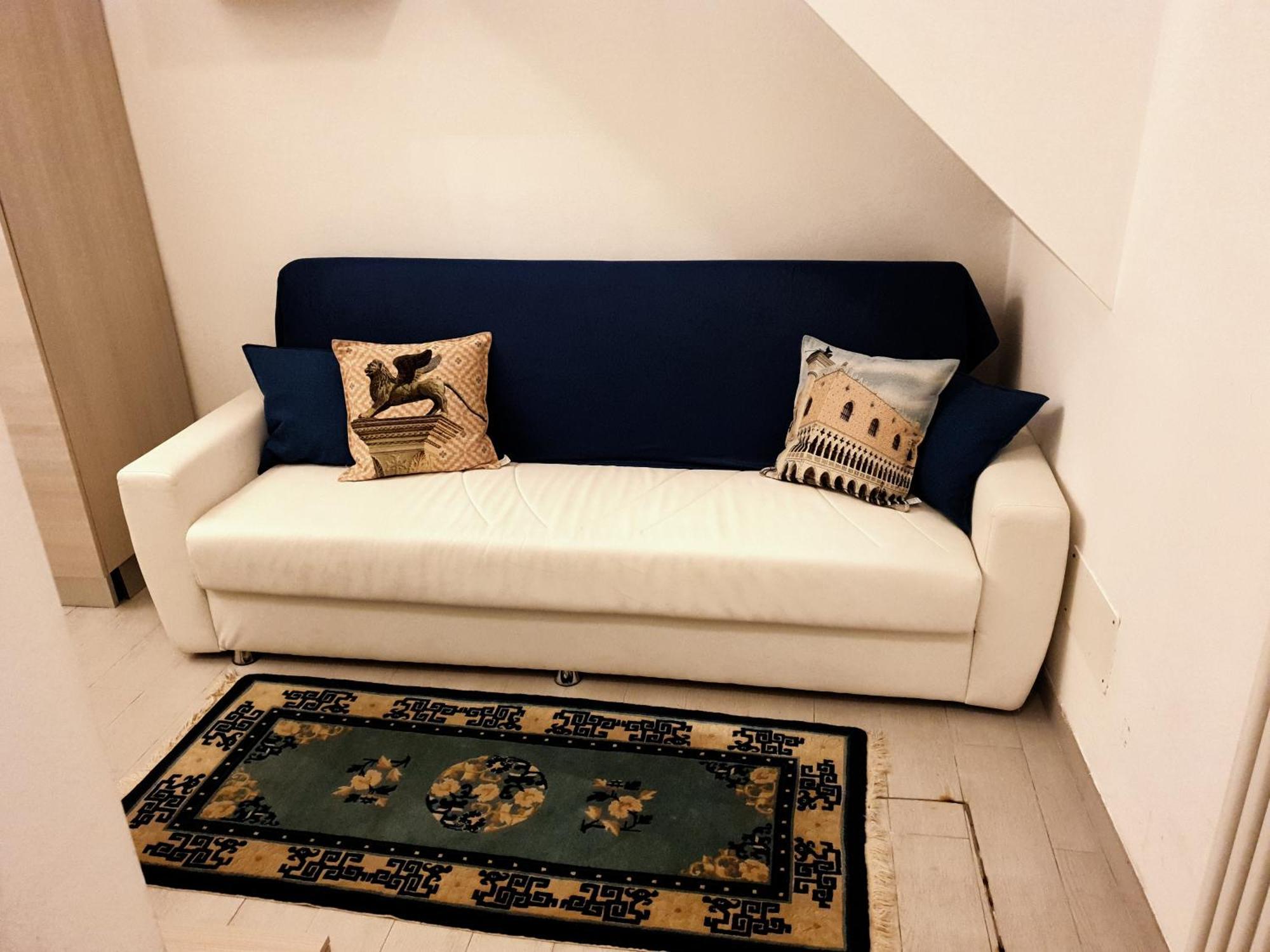 Andrea Venice Flat Mezzanine Floor Room photo